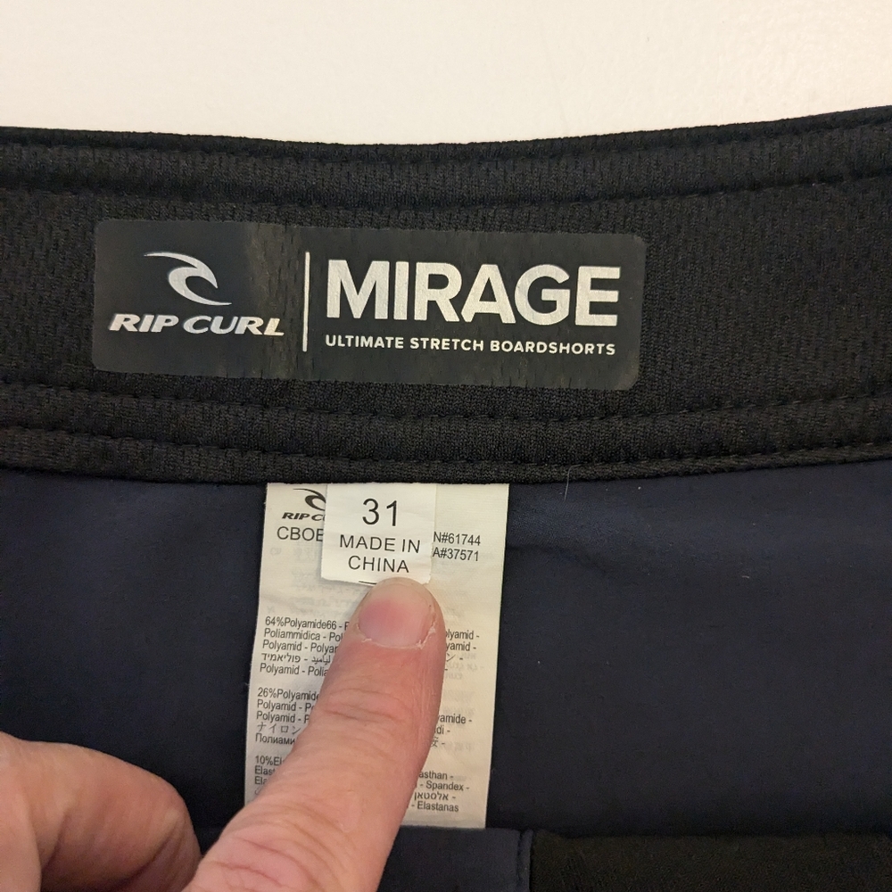RIP CURL Board Shorts - Picture 5 of 6